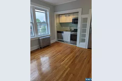 85 Anderson Street C5 #c5, Hackensack, NJ 07601 - Photo 1