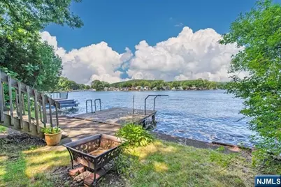 21 E Shore Road, Denville, NJ 07834 - Photo 4