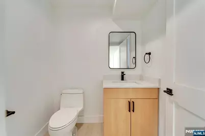 432 Stillwell Avenue B #B, Fort Lee, NJ 07024 - Photo 28