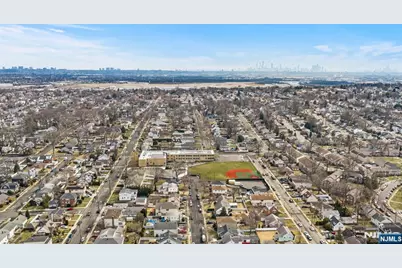 121 Prospect Street, Lodi, NJ 07644 - Photo 32