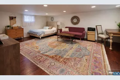 274 Englewood Avenue, Teaneck Township, NJ 07666 - Photo 18