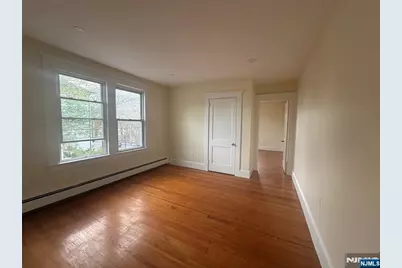 131 Paris Avenue 3 #3, Northvale, NJ 07647 - Photo 4