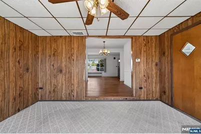 8 Laurel Street, Hawthorne, NJ 07506 - Photo 20