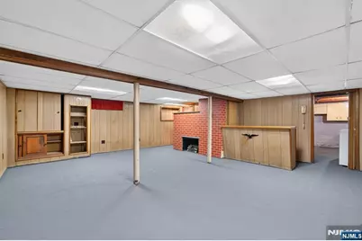 8 Laurel Street, Hawthorne, NJ 07506 - Photo 32