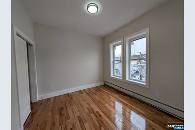 69 Howe 9 #9, Passaic, NJ 07055 - Photo 12