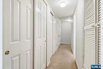 2612 Hemingway Lane, Mahwah, NJ 07430 - Photo 16