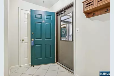2612 Hemingway Lane, Mahwah, NJ 07430 - Photo 6