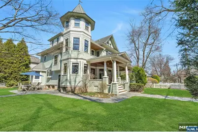 321 Hollywood Avenue, Ho Ho Kus, NJ 07423 - Photo 2