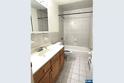 464 Grand Avenue 1st Fl #1st FL, Palisades Park, NJ 07650 - Photo 4