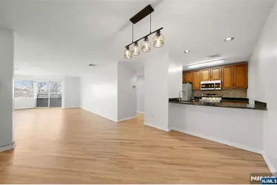 364 Palisade Avenue 5B #5B, Cliffside Park, NJ 07010 - Photo 10