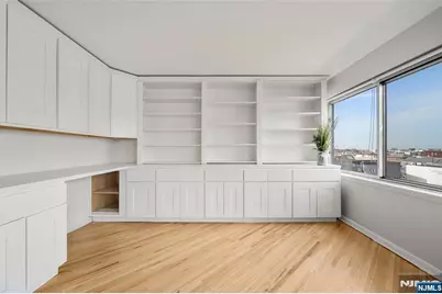 364 Palisade Avenue 5B #5B, Cliffside Park, NJ 07010 - Photo 8