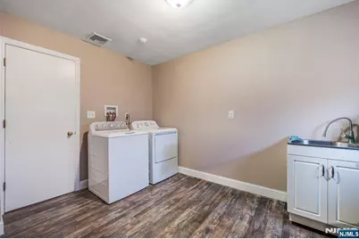 243 Main Street, New Milford, NJ 07646 - Photo 12