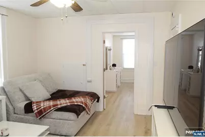 28 Rutland Avenue 3 #3, Kearny, NJ 07032 - Photo 1