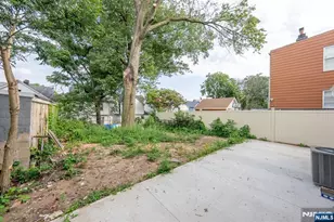 32 Palm St, Newark, NJ 07106 - Photo 44