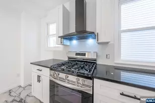 32 Palm St, Newark, NJ 07106 - Photo 8