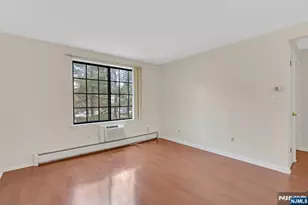 1419 Faulkner Ct, Mahwah, NJ 07430 - Photo 10