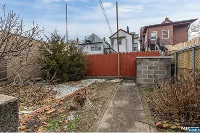 1029 19th Street, Paterson, NJ 07501 - Photo 4