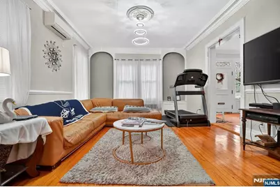 285 Maple Street, Englewood, NJ 07631 - Photo 8