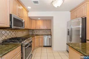 130 N 7th St, Saddle Brook Township, NJ 07663 - Photo 4
