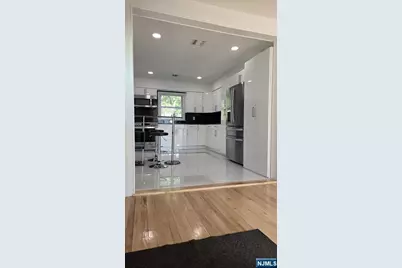 5200 Meadowview Avenue, North Bergen, NJ 07047 - Photo 6