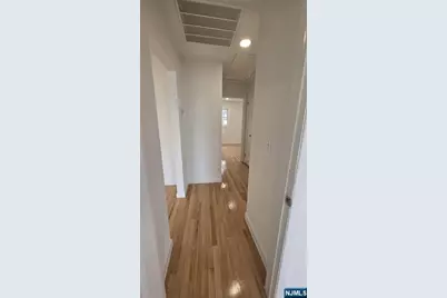 5200 Meadowview Avenue, North Bergen, NJ 07047 - Photo 28
