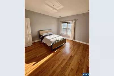 1210 Windsor Park Court 210 #210, Englewood, NJ 07631 - Photo 12