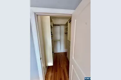 1210 Windsor Park Court 210 #210, Englewood, NJ 07631 - Photo 14