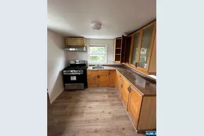 6517 Durham Avenue 2 #2, North Bergen, NJ 07047 - Photo 12