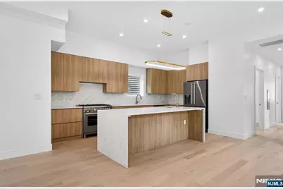 312 11th Street 2 #2, Union City, NJ 07087 - Photo 10