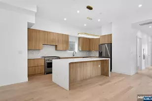 312 11th Street 2, Union City, NJ 07087 - Photo 10