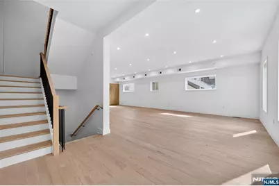 312 11th Street 2 #2, Union City, NJ 07087 - Photo 18