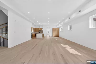 312 11th Street 2 #2, Union City, NJ 07087 - Photo 8