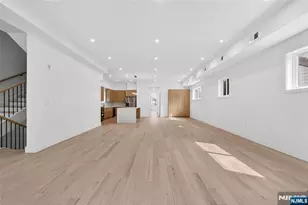 312 11th Street 2, Union City, NJ 07087 - Photo 8