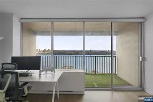 6 Horizon Road 1605, Fort Lee, NJ 07024 - Photo 10