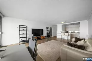 6 Horizon Road 1605, Fort Lee, NJ 07024 - Photo 8