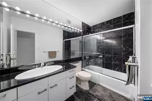 6 Horizon Road 1605, Fort Lee, NJ 07024 - Photo 20