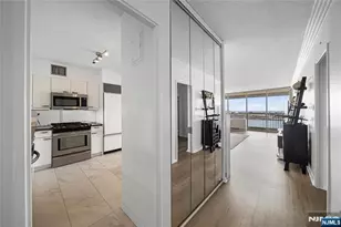 6 Horizon Road 1605, Fort Lee, NJ 07024 - Photo 2