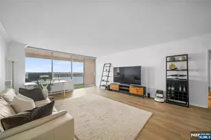 6 Horizon Road 1605, Fort Lee, NJ 07024 - Photo 8