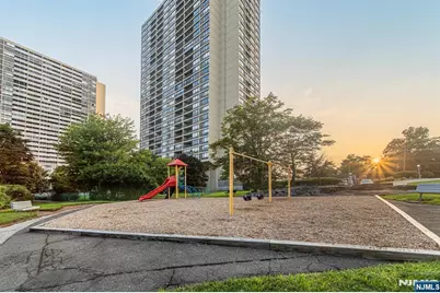 6 Horizon Road 1605 #1605, Fort Lee, NJ 07024 - Photo 26