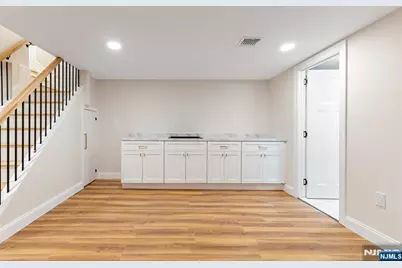 116 Rockwood Place, Englewood, NJ 07631 - Photo 22