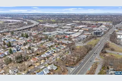 116 Rockwood Place, Englewood, NJ 07631 - Photo 32