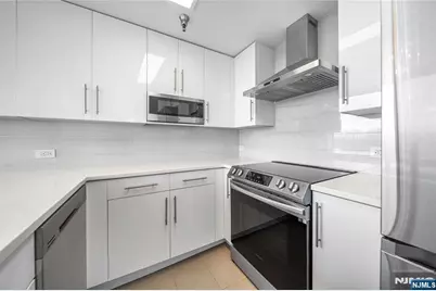 100 Old Palisade Road 1604 #1604, Fort Lee, NJ 07024 - Photo 8