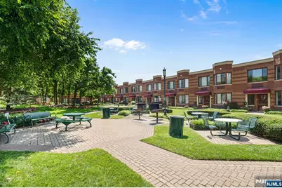100 Old Palisade Road 1604 #1604, Fort Lee, NJ 07024 - Photo 32