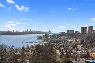 100 Old Palisade Road 1604 #1604, Fort Lee, NJ 07024 - Photo 4