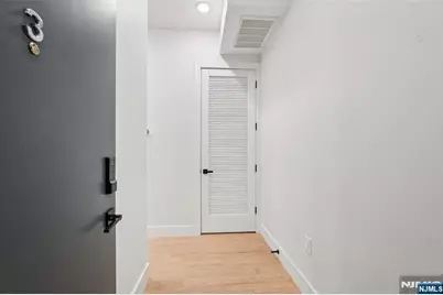 431 Palisade Avenue 3 #3, Jersey City, NJ 07307 - Photo 4