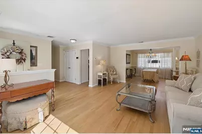 629 Pulis Avenue, Mahwah, NJ 07430 - Photo 6