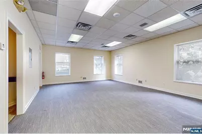 7 Cedar Street 1st Floor #1ST FLOOR, Ramsey, NJ 07446 - Photo 6