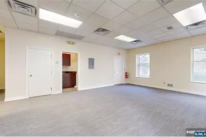 7 Cedar Street 1st Floor #1ST FLOOR, Ramsey, NJ 07446 - Photo 8