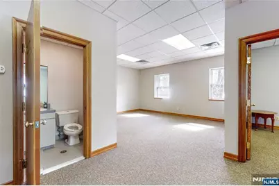 7 Cedar Street 2nd Floor #2ND FLOOR, Ramsey, NJ 07446 - Photo 8