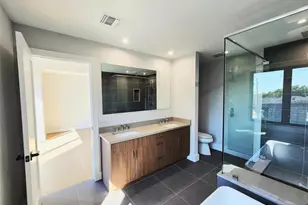 237 Grantwood Blvd B, Palisades Park, NJ 07650 - Photo 12